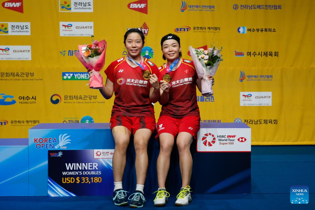 China's Chen, Jia win women's doubles at BWF Korea Open Badminton