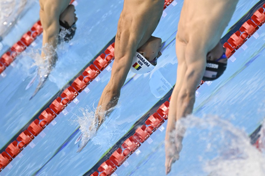 U.S. win two gold medals, Popovici stunned in men's 200m freestyleXinhua