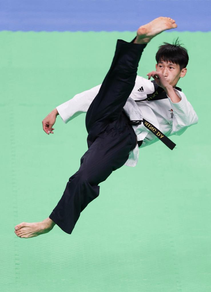 Chengdu Universiade | South Korea sweeps two taekwondo golds on Day 1 ...