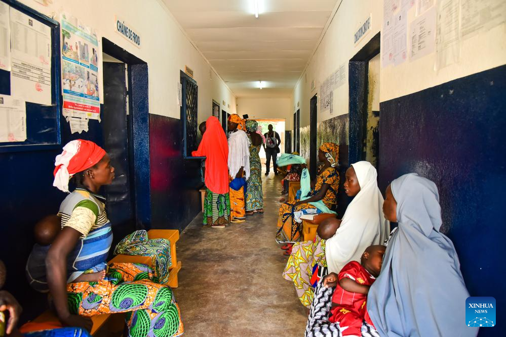 Health center in Cameroon provides free medical service and aids for