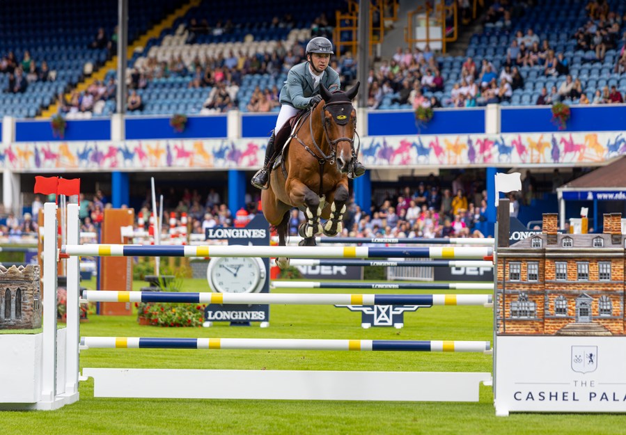 Century old horse show opens in Dublin Xinhua