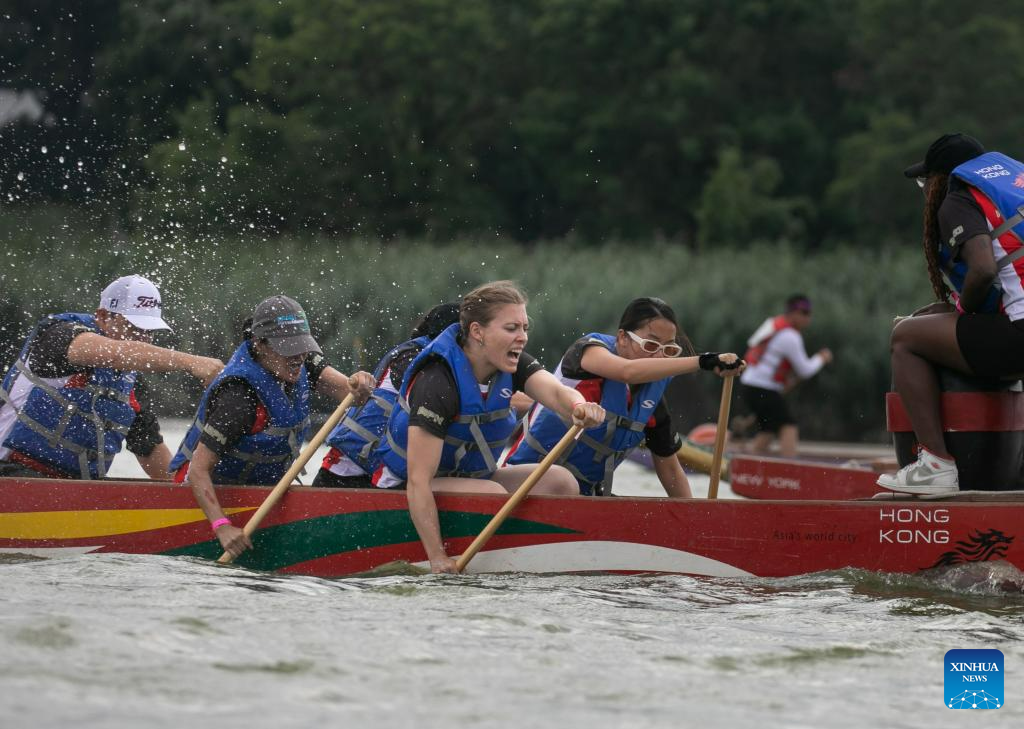 Dragon Boat Racing, Booming in Popularity, Confronts Abuse Case - The New  York Times