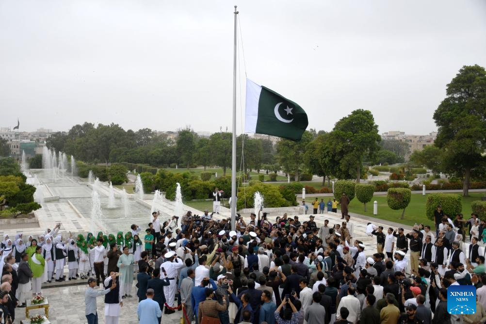 Pakistan marks 76th anniversary of independence eyeing development ...