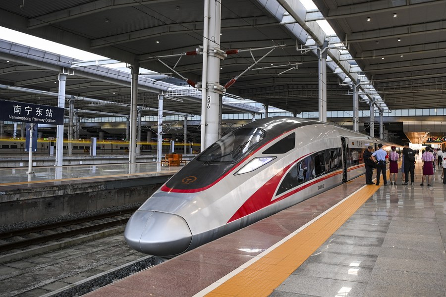 Economy&Life | Guiyang-Nanning high-speed railway launches full-scale ...