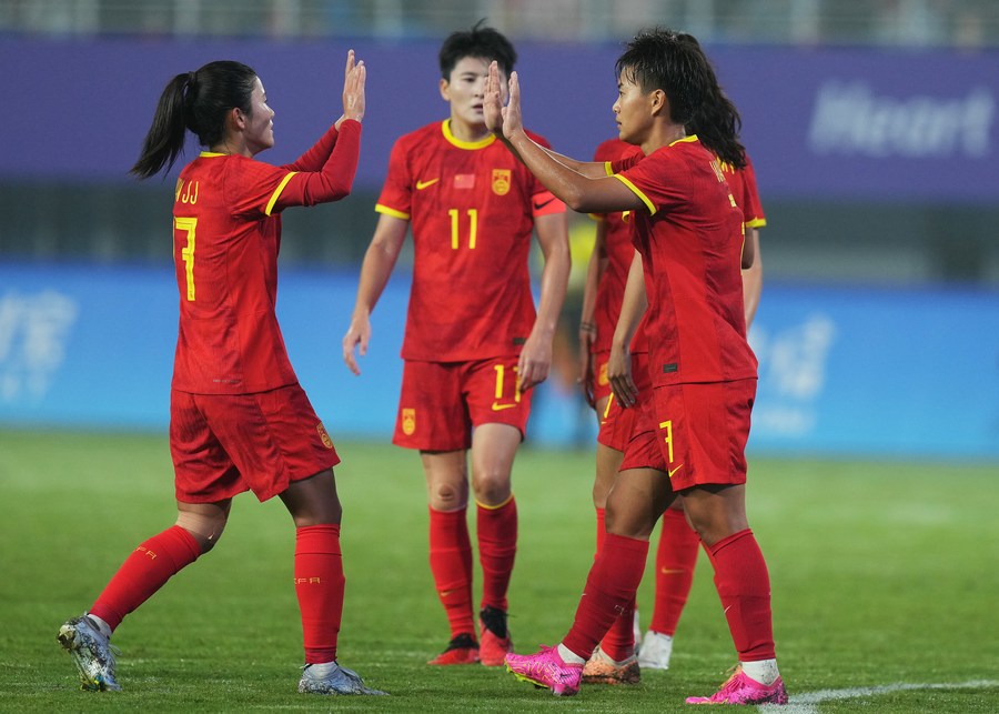 Roundup: China, Japan start strongly in Asiad women's football-Xinhua