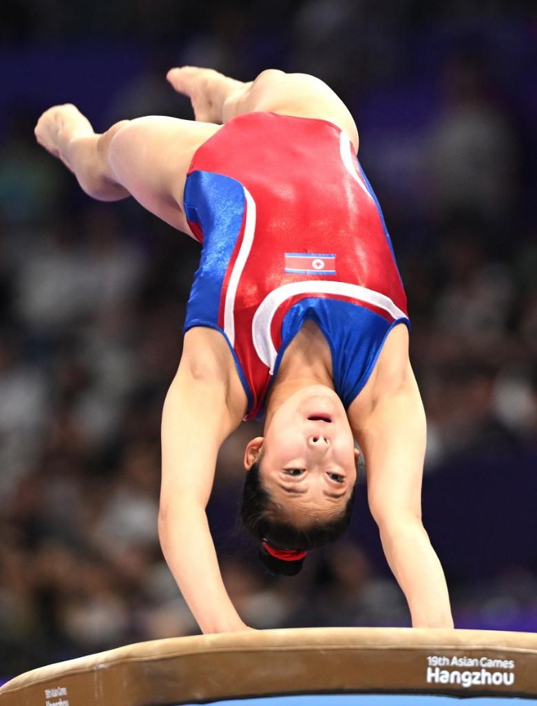 Gymnast Kim Han-sol wins gold in men's floor exercise