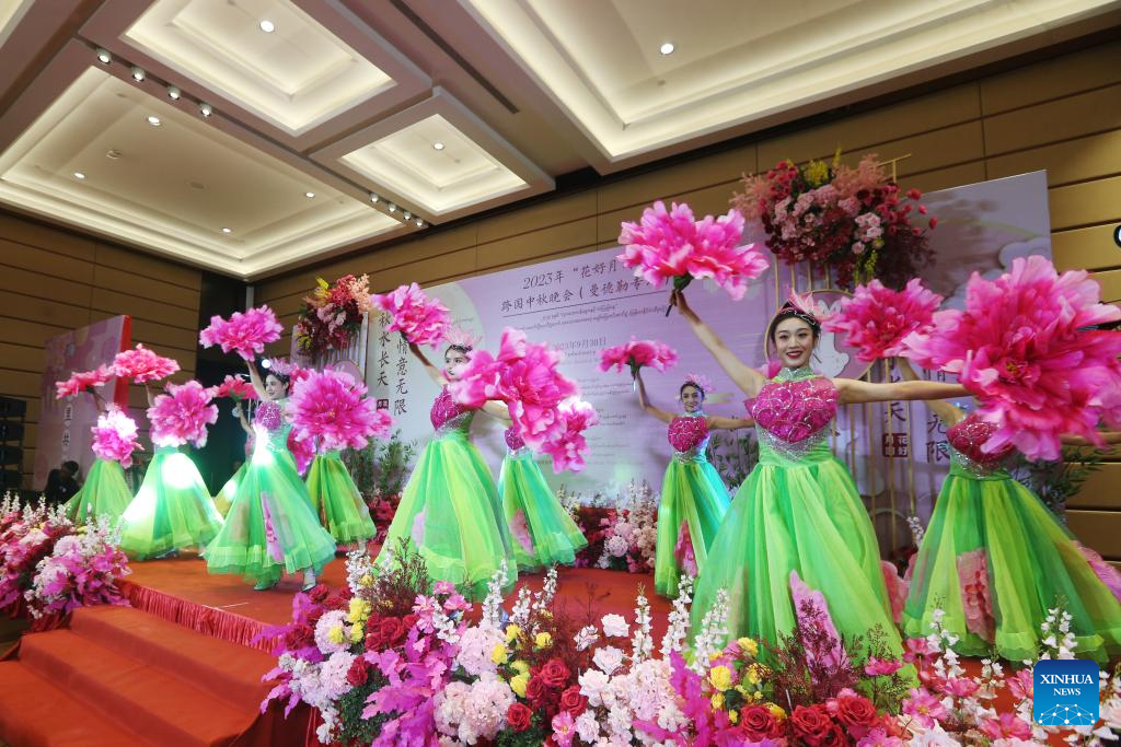Chinese Mid-Autumn Festival celebrated in Myanmar's Mandalay-Xinhua