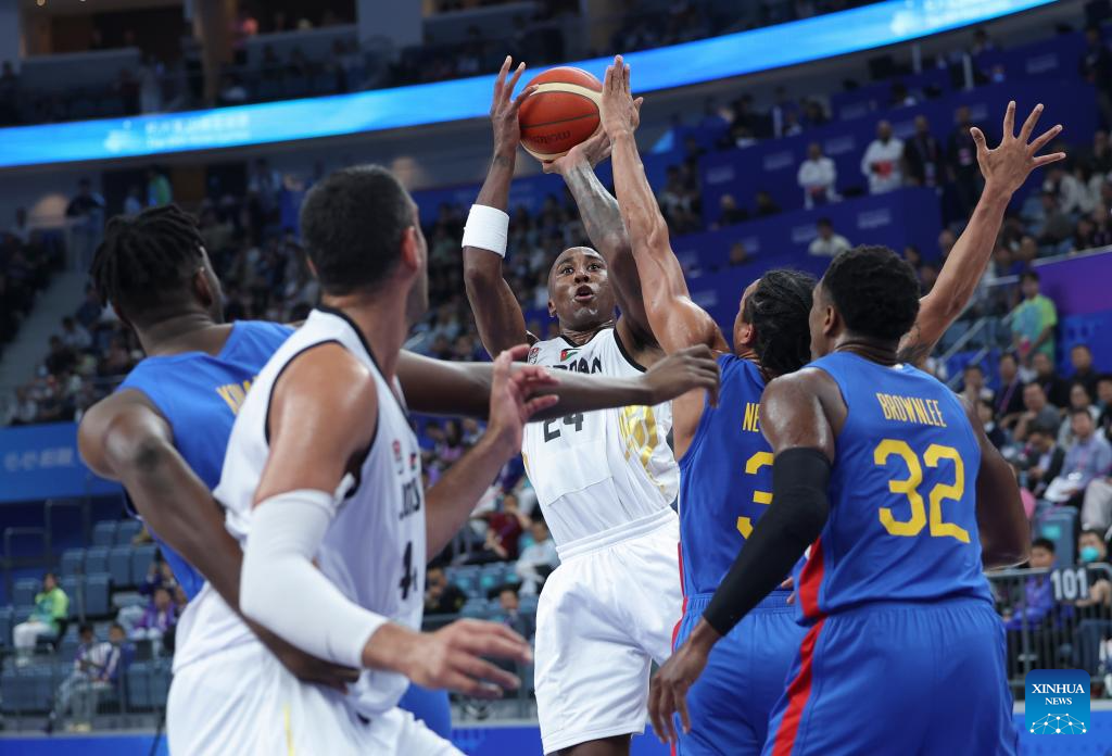 19th Asian Games: Men's Preliminary Round matches of Basketball-Xinhua