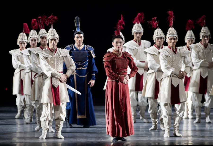 中国古代故事《花木兰》通过舞剧引起美国观众共鸣-新华网