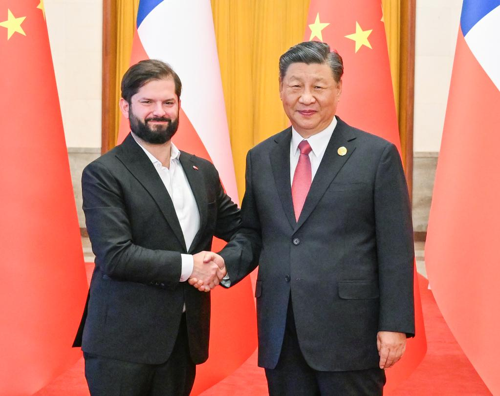 (BRF2023) Xi sostiene conversaciones con presidente de Chile – Xinhua