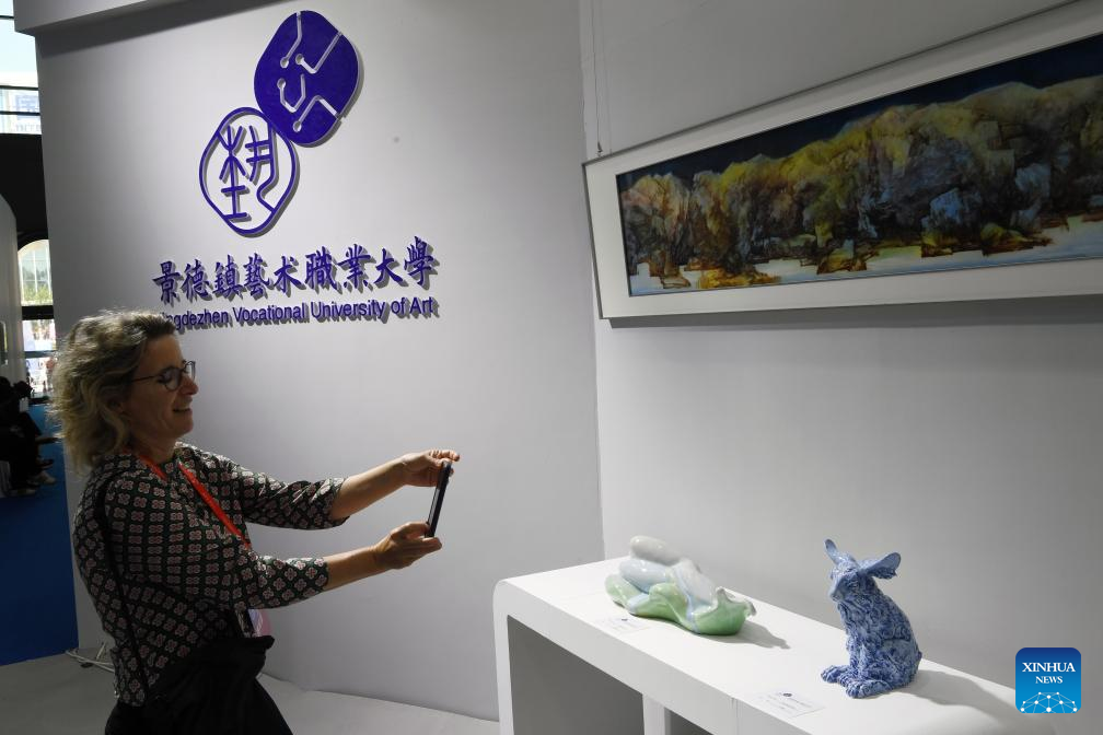 Exhibition of Chinese traditional craft innovation opens in London - Xinhua