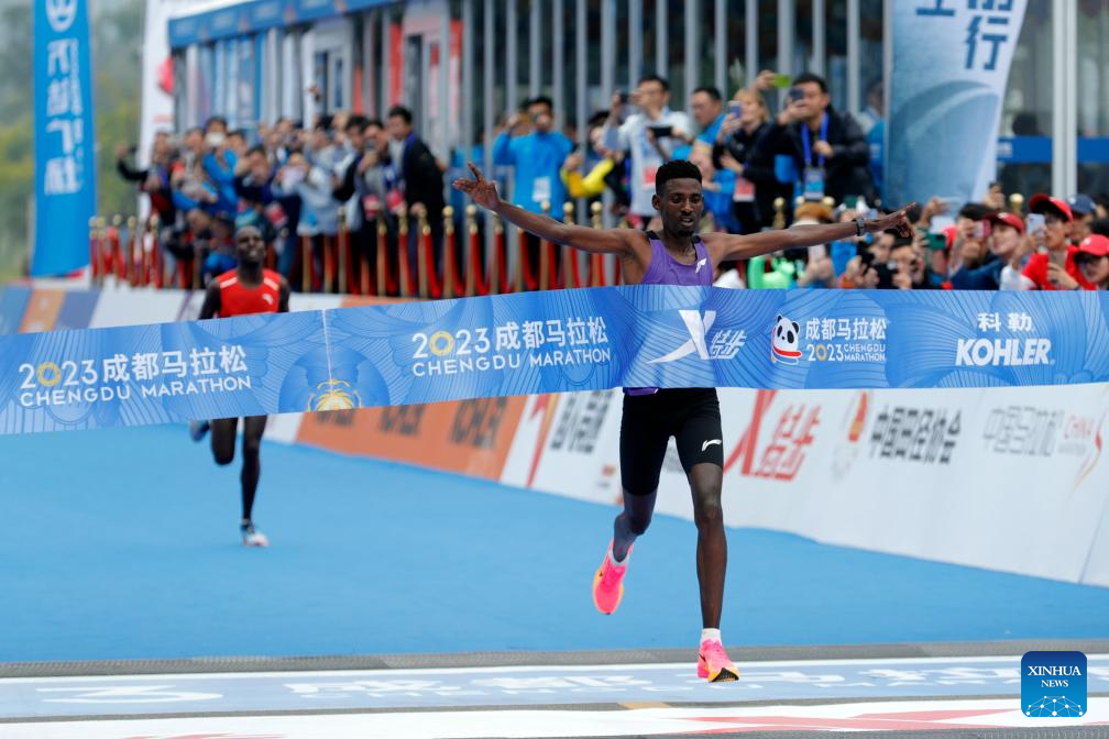 Highlights of 2023 Chengdu Marathon-Xinhua