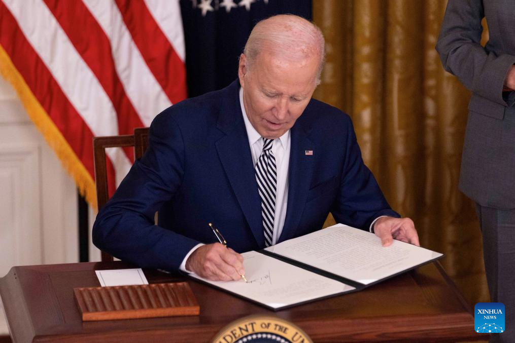 Biden Issues Executive Order On Addressing AI Risks-Xinhua