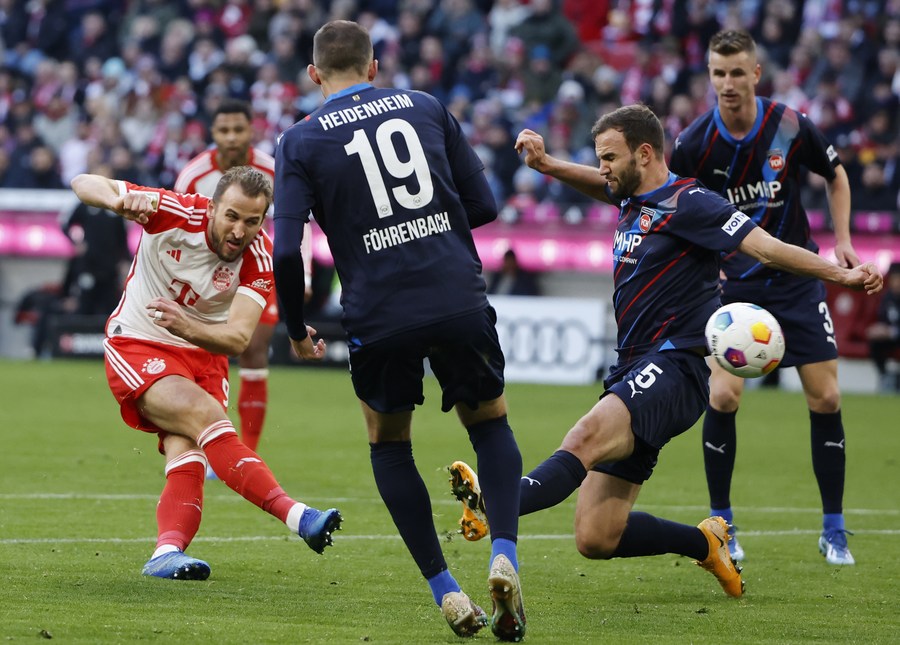 Bundesliga 2023-24: Kane brace helps Bayern overpower Heidenheim, go top in  Germany, MorungExpress