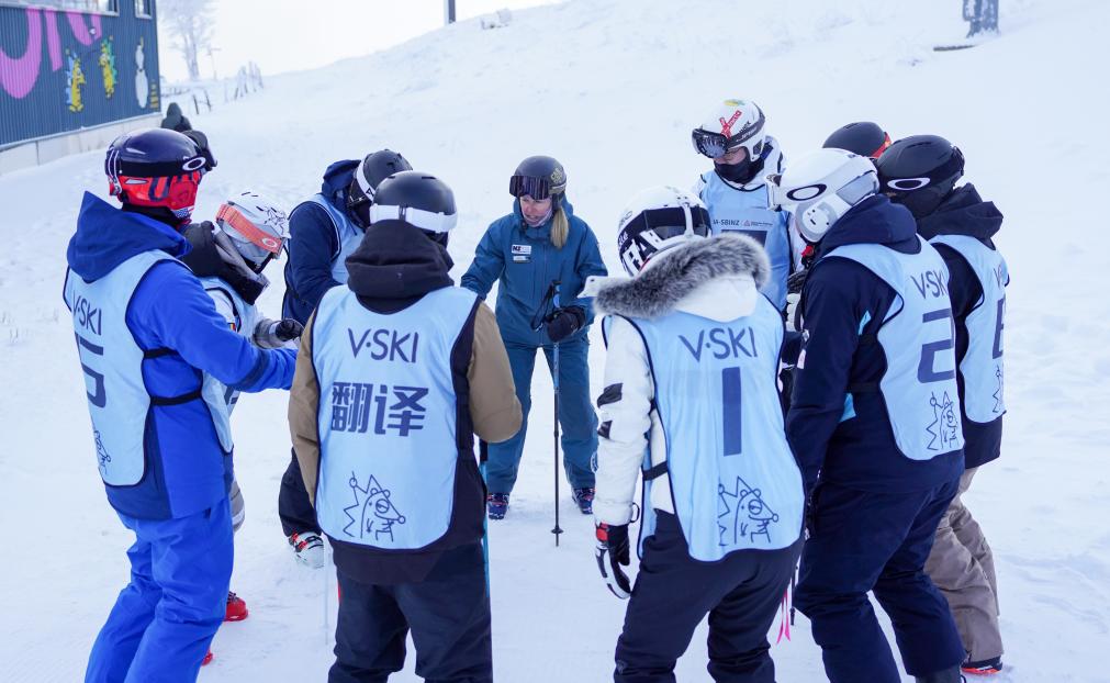 Yolinde Magill – Northern Hemisphere Ski Manager, Ski Trainer and Committee  Member, NZSIA