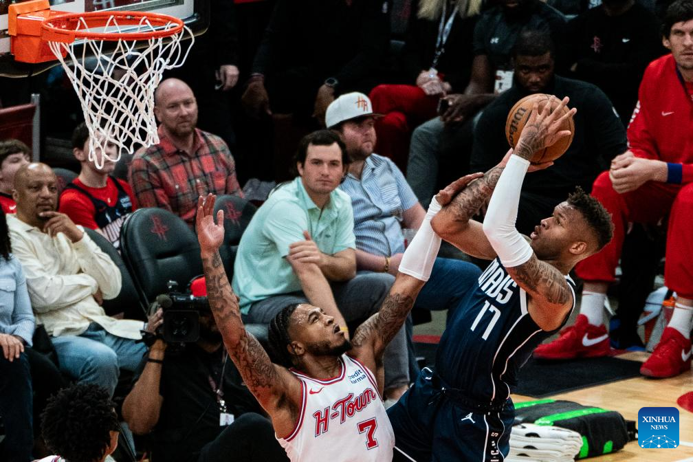 NBA: Houston Rockets vs. Dallas Mavericks