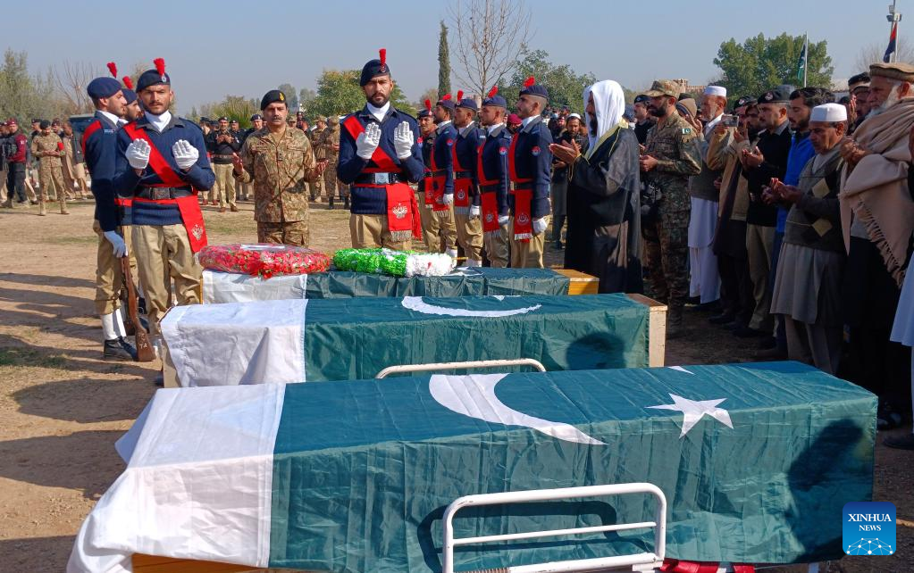 3 policemen killed in terrorist attack in NW Pakistan-Xinhua