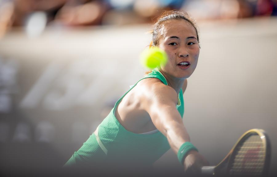 Chinese star Zheng through to Australian Open third round for 