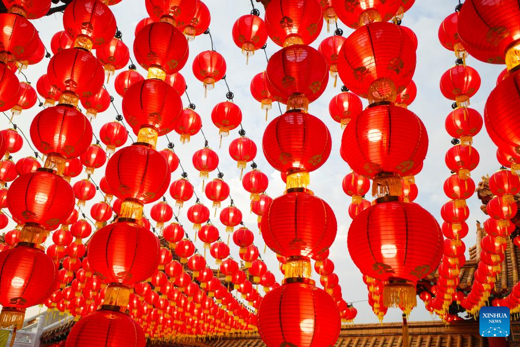 Thean Hou Temple prepares for Spring Festival in Kuala Lumpur-Xinhua