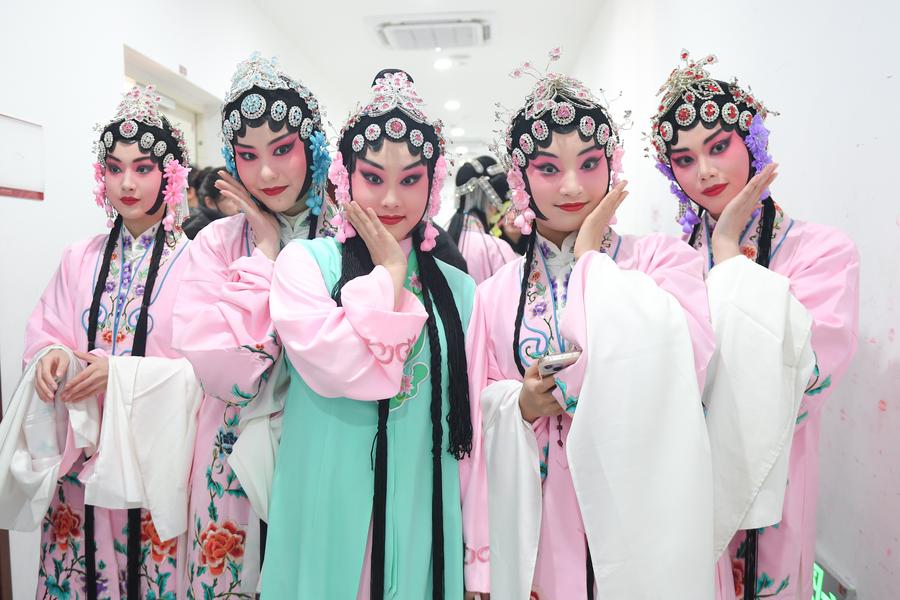 Culture&Life | Young opera actors bloom at graduation gala in C China's ...