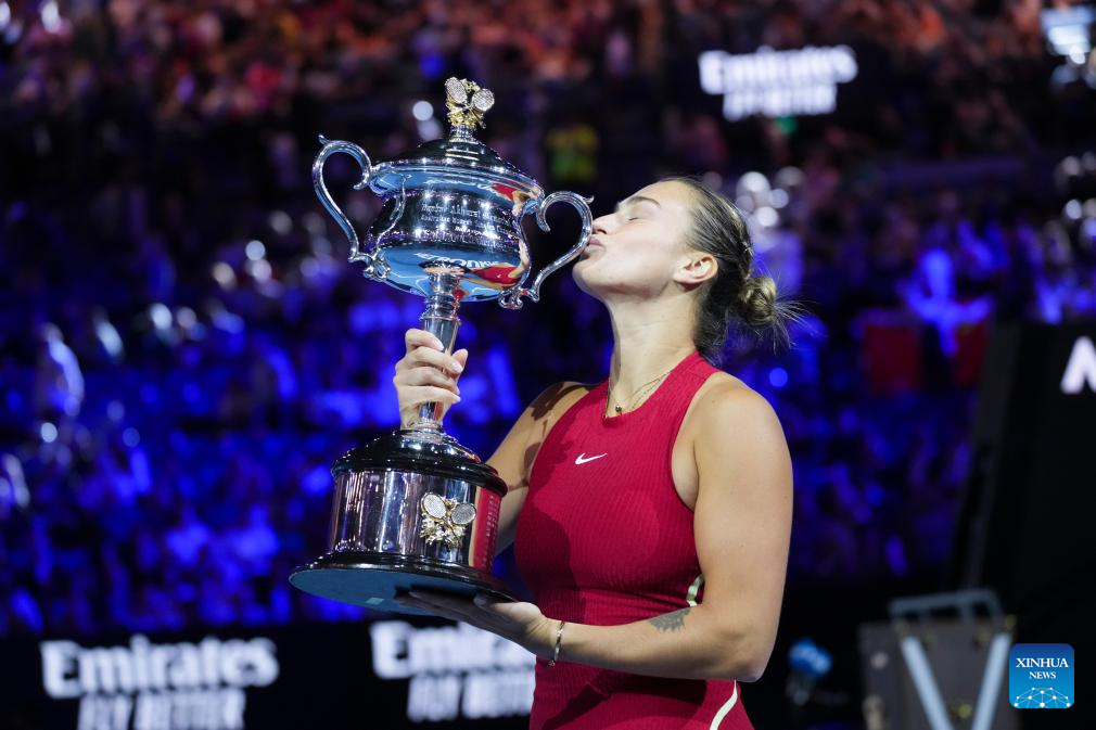 China's Zheng Toppled By Ruthless Sabalenka In Australian Open Final ...