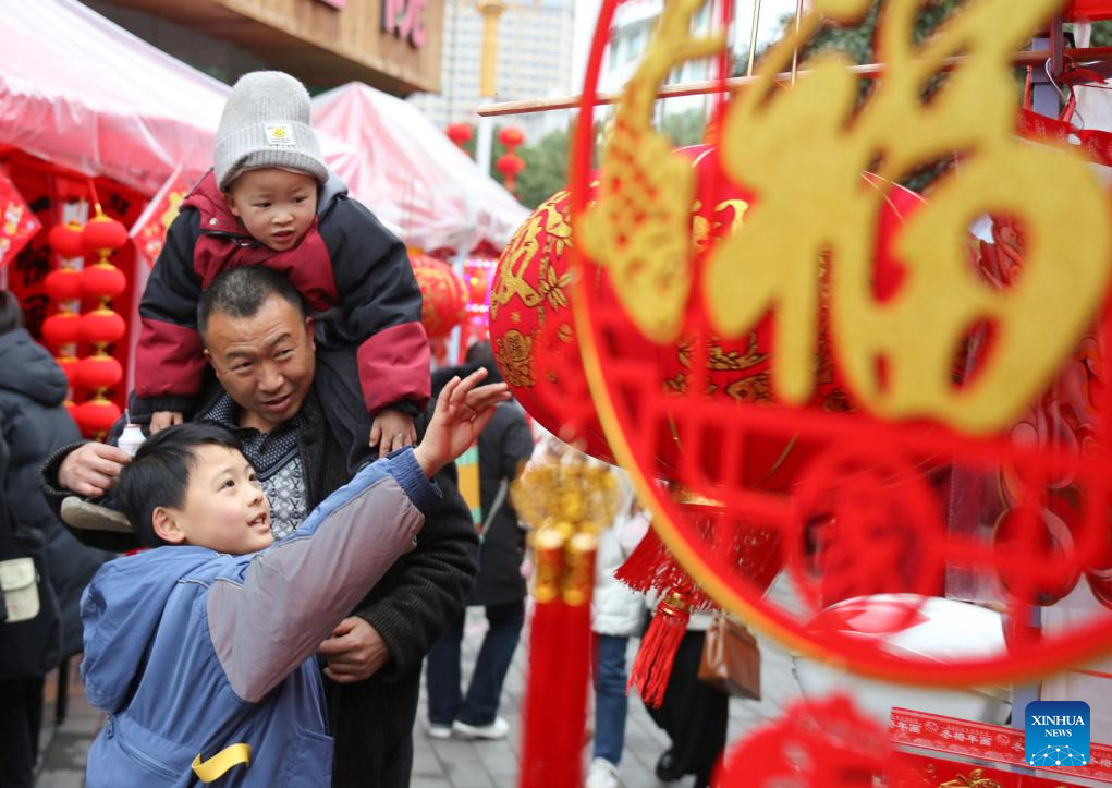 Celebrations held across China to greet upcoming Spring Festival