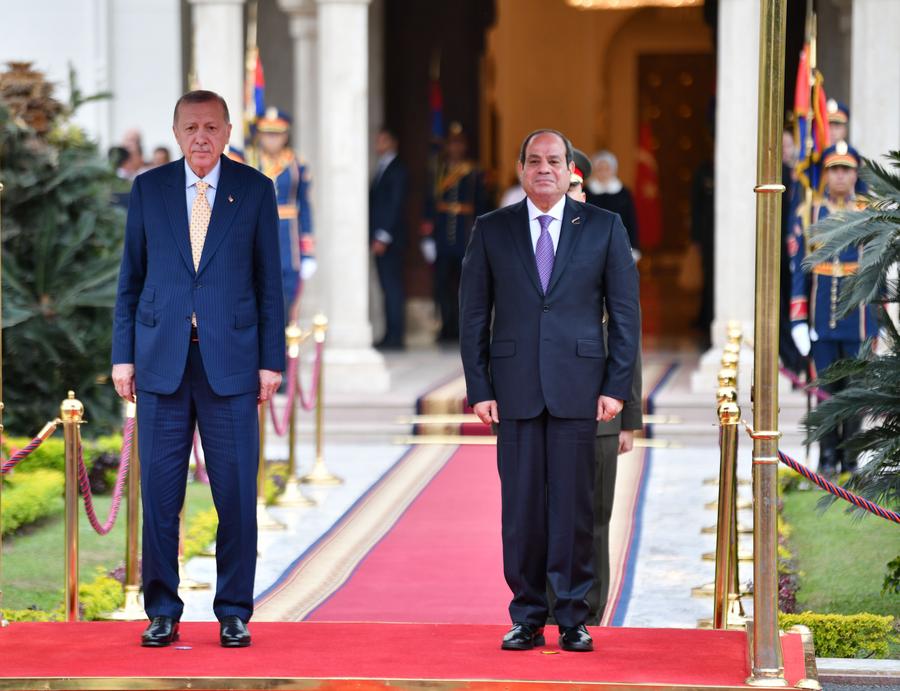 Erdoğan, İsrail'in Gazze'ye yönelik savaşının ortasında Mısır'a nadir bir ziyarette bulundu – Xinhua