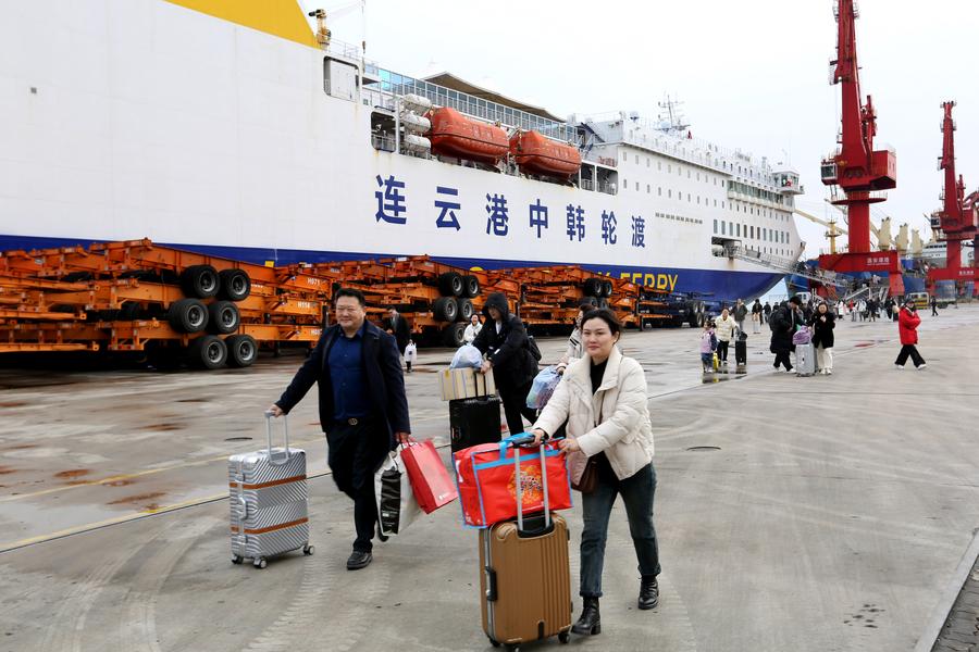 1st LD-Writethru: China Sees Over 13 Mln Entry-exit Trips During Spring ...