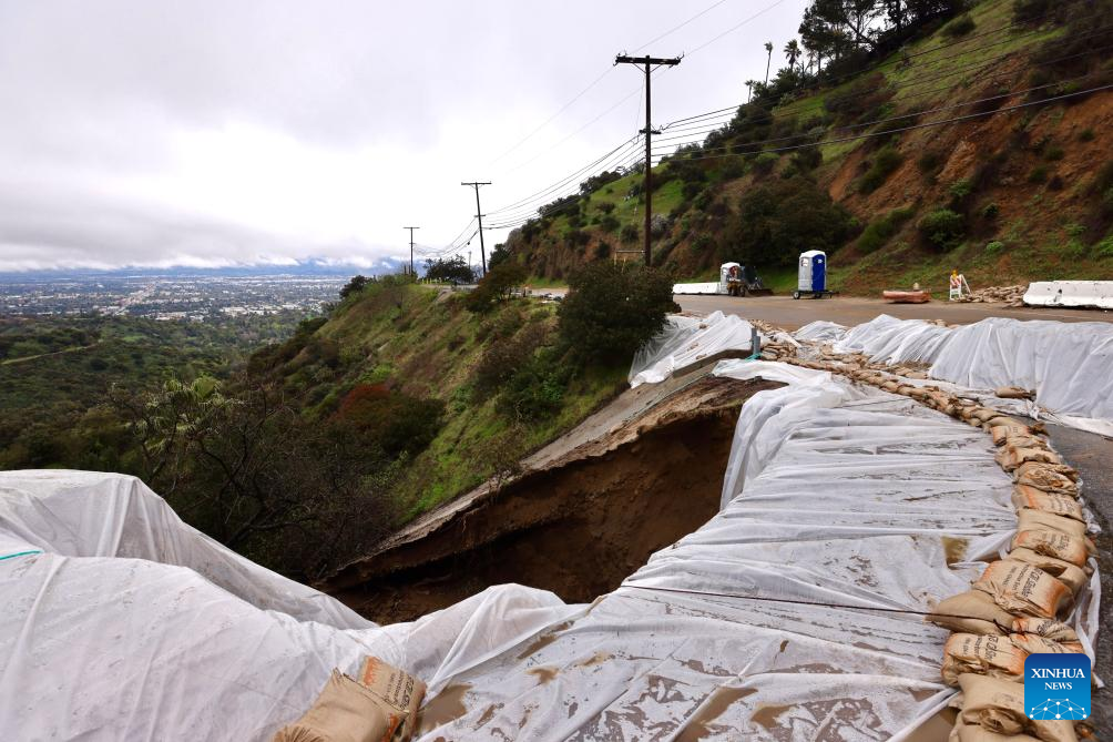 Powerful storm continues to soak Southern California-Xinhua