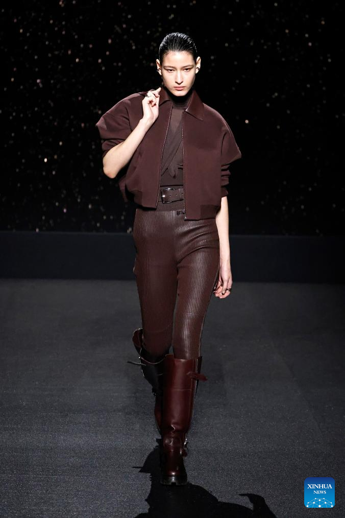 In Pics Hermes Ready To Wear Fall Winter 2024 2025 Collections Xinhua   20240303d98b7a10f8f940b0a123c4417a69bccd 20240303cd50803e6cce4a2ca196aff1e98ca40f 