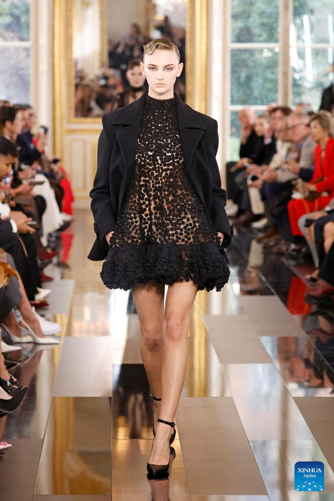 In pics Valentino FallWinter 2024/2025 readytowear collections at