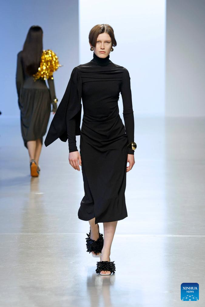 In pics: Zomer Fall-Winter 2024/2025 ready-to-wear collections-Xinhua