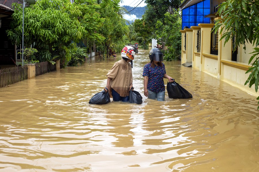 3 tewas, 10 hilang akibat banjir dan tanah longsor di Sumatera Barat-Xinhua, Indonesia