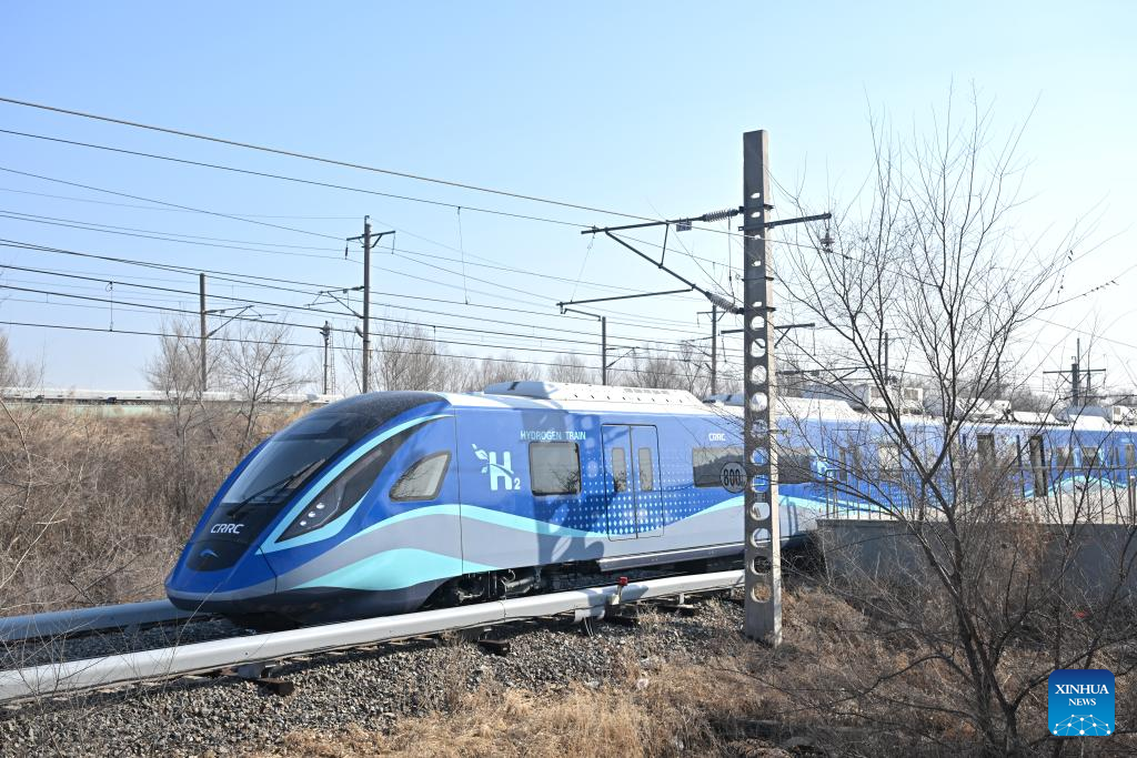 China's first homegrown hydrogen-powered urban train completes test-Xinhua