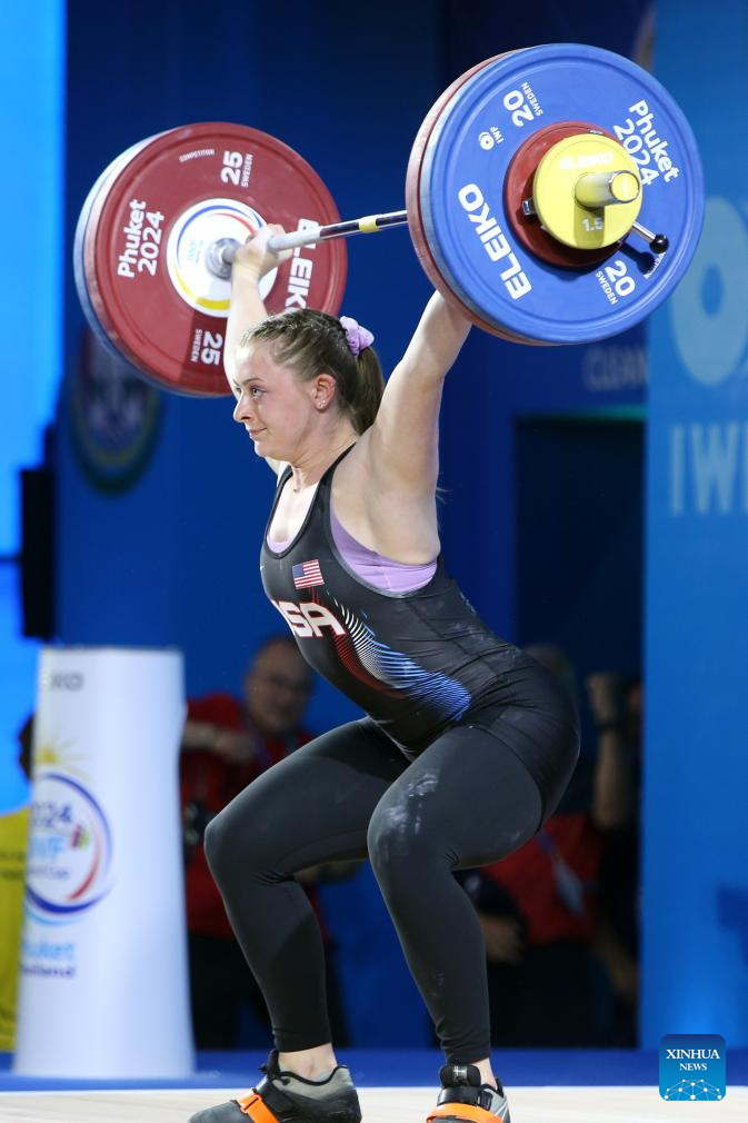 U.S. weightlifter Reeves sweeps three golds at IWF World Cup-Xinhua