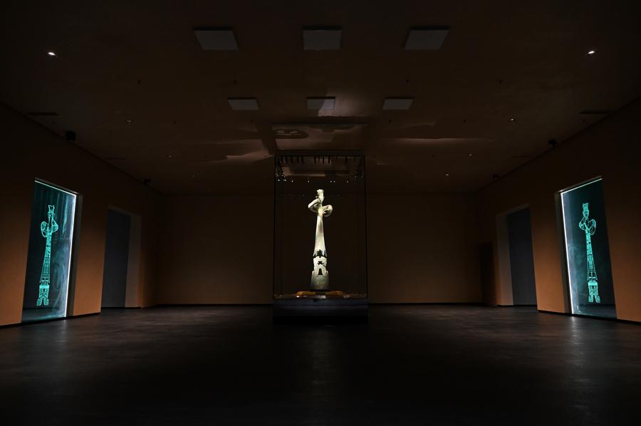 Sanxingdui Museum in SW China opens ancient bronze ware exhibition