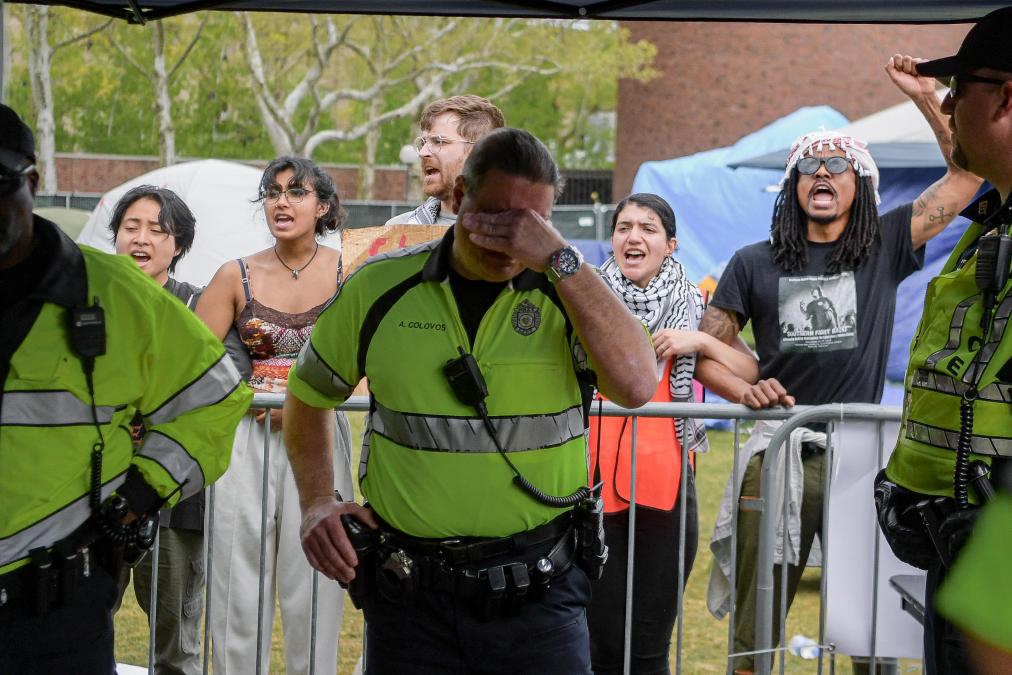 Protesters confront with police on campus of MIT in Cambridge, U.S.-Xinhua