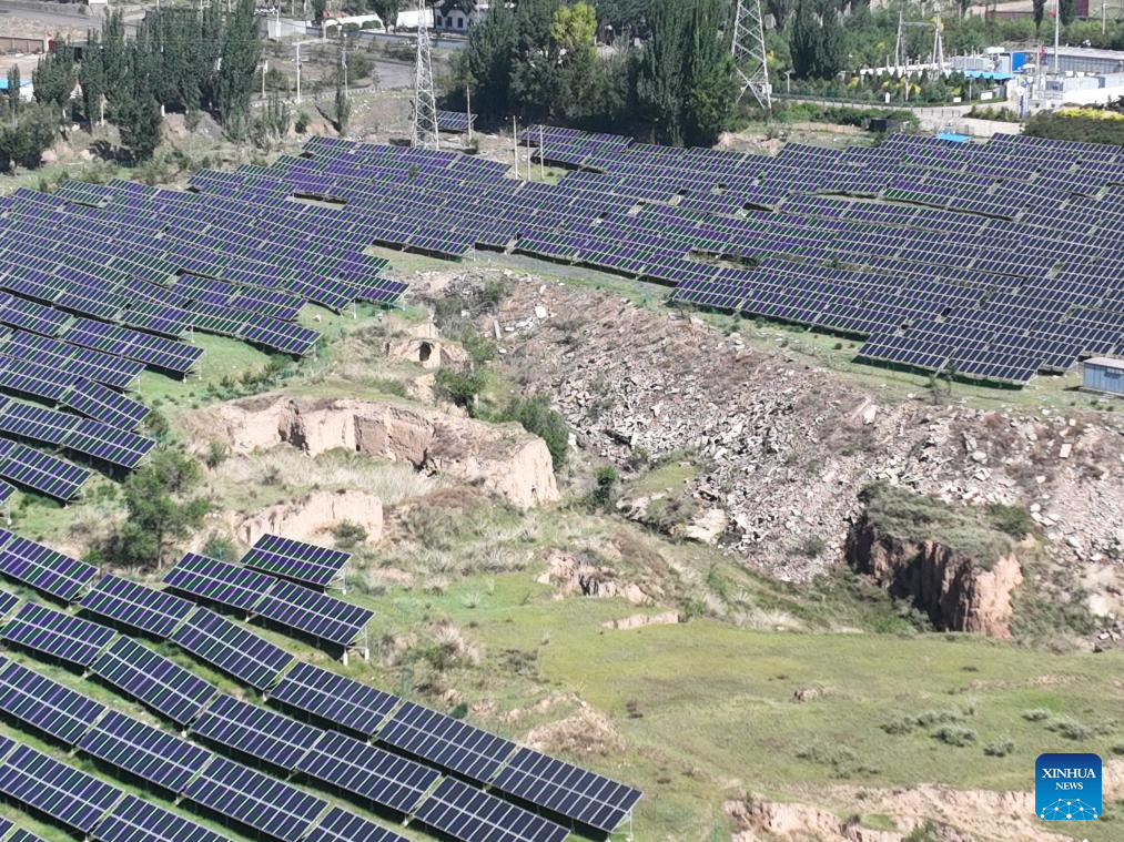 Across China: New energy revitalizes coal mining subsidence area-Xinhua