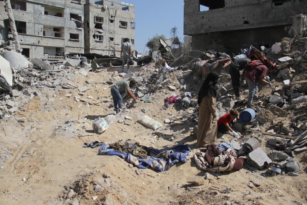 Mideast in Pictures: Israeli strikes inflict extensive damage on ...