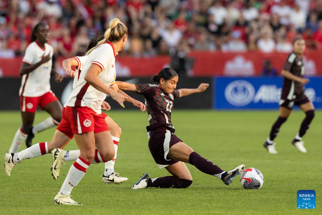 Partido amistoso de fútbol femenino entre Canadá y México – Xinhua