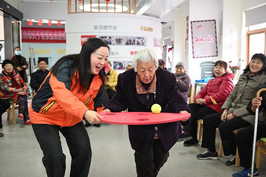 Chinese researchers find mental well-being key to healthy aging