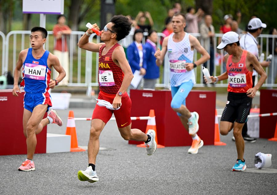 Chinese researchers design wristwatch for real-time health monitoring through sweat