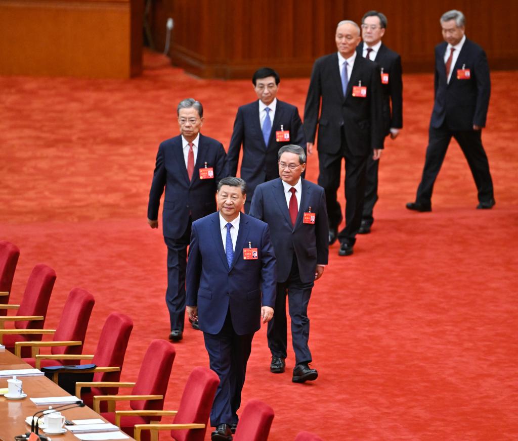 Xinhua Headlines: CPC Central Committee Adopts Resolution on Further Deepening Reform Comprehensively