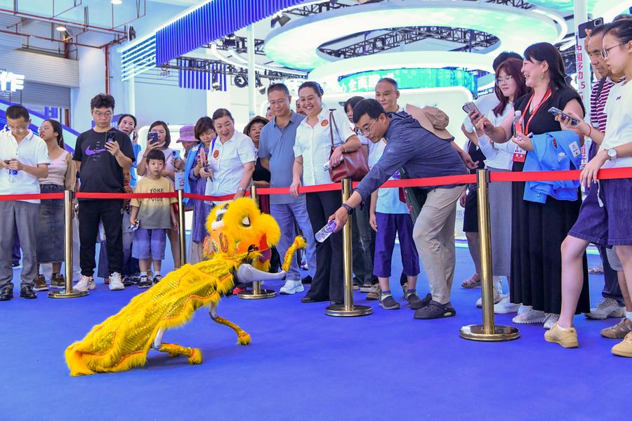 Cutting-Edge Technologies Showcased in 8th China-South Asia Expo