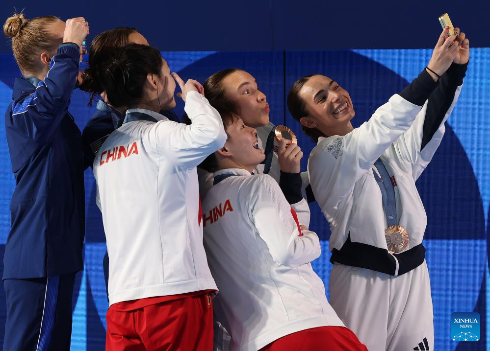 Olympics | Chinese Divers Chen Yiwen and Chang Yani Win Women's Synchro 3m Springboard (Updated2)