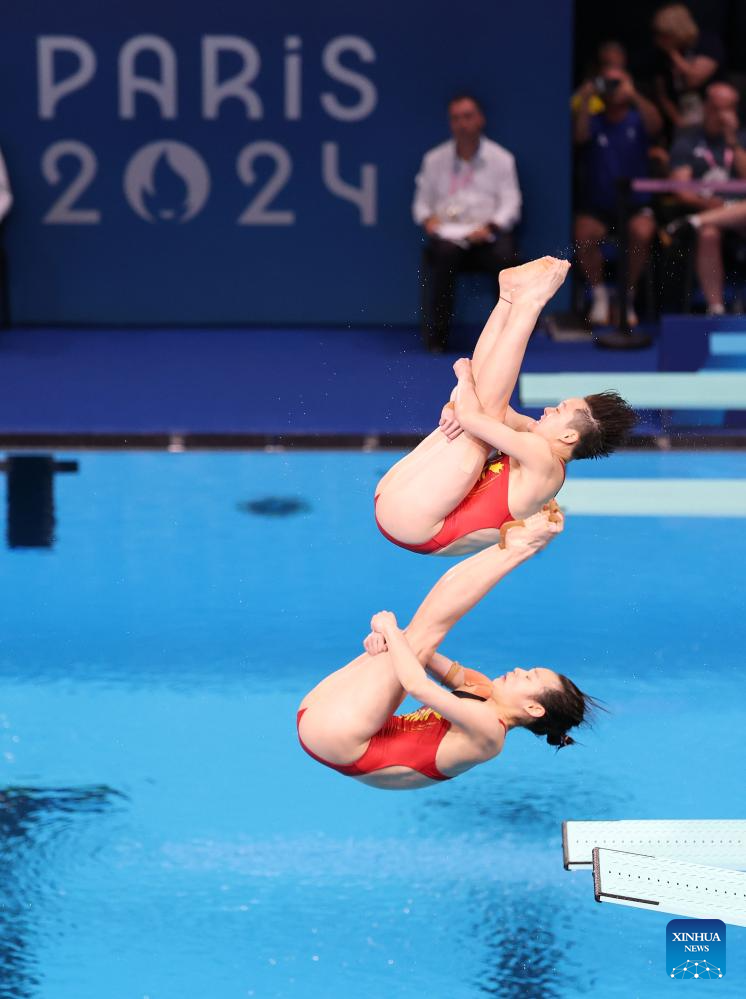 Olympics | Chinese Divers Chen Yiwen and Chang Yani Win Women's Synchro 3m Springboard (Updated2)