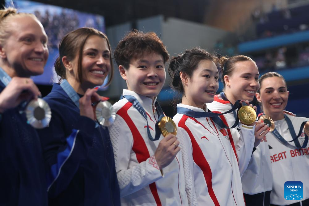 Olympics | Chinese Divers Chen Yiwen and Chang Yani Win Women's Synchro 3m Springboard (Updated2)