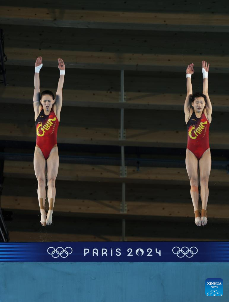 OlympicsChina's Chen Yuxi/Quan Hongchan win women's synchro 10m