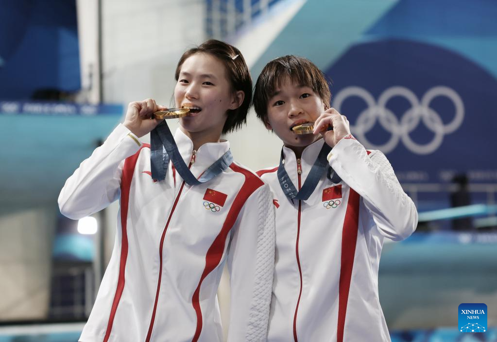 Olympics | China's Chen/Quan Win Women's Synchro 10m Platform Title