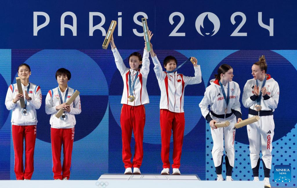 Olympics | China's Chen/Quan Win Women's Synchro 10m Platform Title